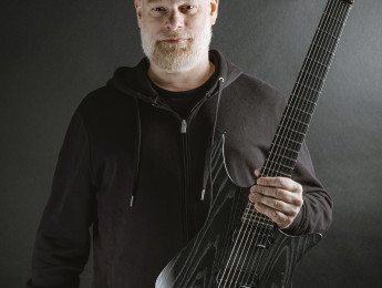 Strandberg Singularity NX 7 Pitch Black, la nueva 7 cuerdas signature del guitarrista Per Nilsson