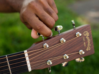 5 consejos para mantener tu guitarra afinada