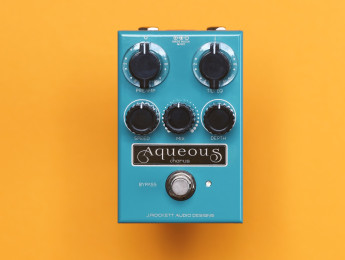J.Rockett Audio Designs Aqueous: un pedal de chorus y vibrato que combina calidez vintage y sonidos modernos