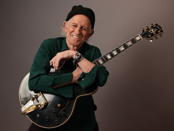 Gibson Custom presenta la Keith Richards 1960 ES-355 Collector’s Edition del guitarrista de Rolling Stones