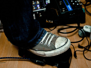 Pedales de guitarra para principiantes: 5 efectos imprescindibles para empezar