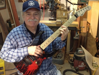 Muere Wayne Charvel, uno de los padres de la superstrat
