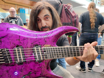 ¡Probando lo que se me antoja en Guitar Summit 2026!