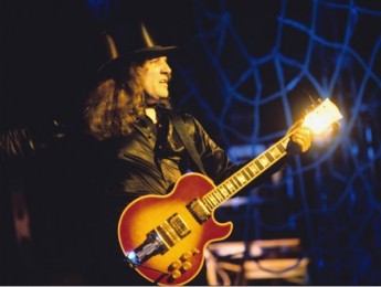 Dick Wagner vuelve a Alice Cooper