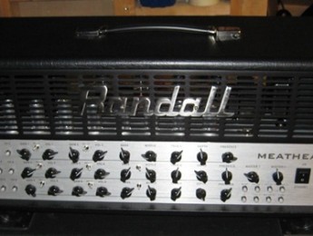 Mike Fortin y Randall diseñarán el nuevo ampli de Kirk Hammett