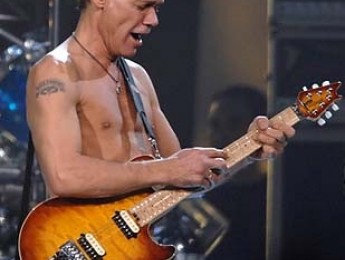 Van Halen cancela 30 conciertos para este verano