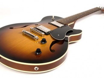 Nueva Godin Montreal Premiere