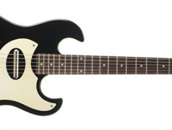 Danelectro subasta guitarras firmadas por Roger Waters y Brian Wilson
