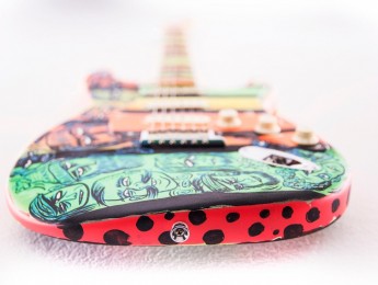 Fender y Hurley destinan a subasta una veintena de guitarras pintadas a mano, con fines caritativos