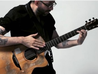 John Gomm presenta "Dance Of The Last Rhino"