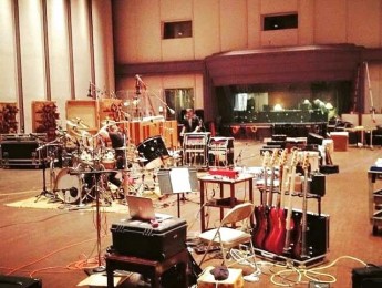 Satch trabaja en un nuevo disco