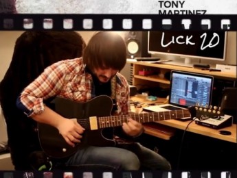 "20 Rock Licks With Attitude" de Toni Martínez en JTC