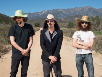 The Aristocrats desvelan el título de su tercer álbum de estudio: “Tres Caballeros”