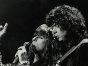 Joe Lynn Turner asegura una reunión con Ritchie Blackmore a finales de este año