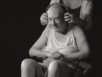 Homenaje a Malcolm Young y a los enfermos de demencia senil