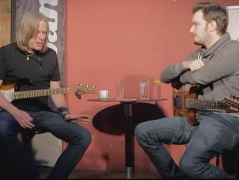 Charla sobre improvisación entre Andy Timmons y Martin Miller y presentación del JHS AT overdrive