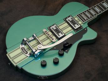 Nueva Reverend Rick Vito RT