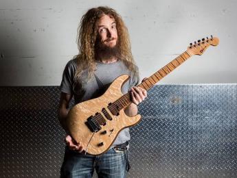 Entrevista con Guthrie Govan, el vaquero aristocrático
