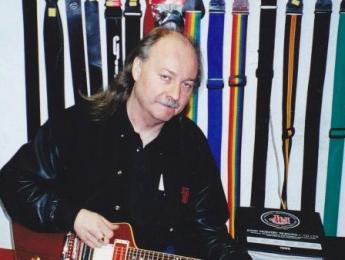 Fallece John Thomas, ex-guitarrista de Budgie