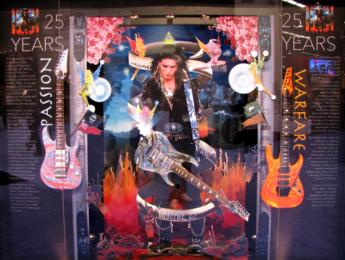 Edición limitada de Ibanez Universe 25 aniversario de Passion and Warfare