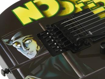 Guitarras y vampiros: Kirk Hammett demuestra la ESP Nosferatu LTD