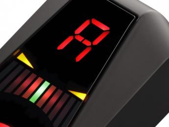 Pitchblack Advance, el más reciente afinador de Korg