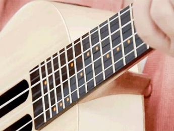 Populele y Poputar: cómo aprender ukelele y guitarra fácilmente