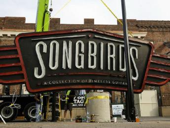 Songbirds Guitar Museum, una exposición con 1.700 guitarras