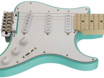 Travelcaster Deluxe, una Stratocaster de viaje “sin cuerpo”