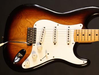 Conoce la verdadera primera Fender Stratocaster, la número 0100