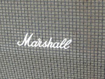 8 pantallas 4x12 clásicas comparadas en un vídeo