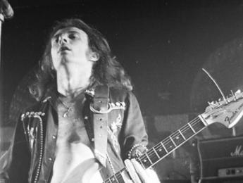 Fallece "Fast" Eddie Clarke, guitarrista de Motörhead