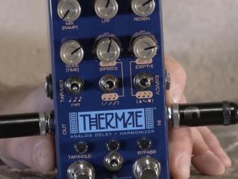 Thermae y Condor de Chase Bliss, un delay armonizador y un overdrive con filtro y tremolo