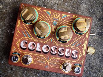 Colossus de Dr. No, diseñado en colaboración con Ruben Block de Triggerfinger