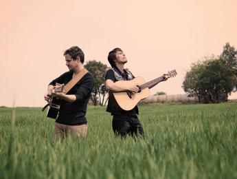 Bajo los focos: Filferro, una mirada acústica a los grandes clásicos del rock