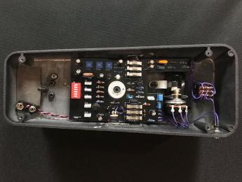 Wilson Effects actualiza su pedal Rippah Wah situando todos los controles en el interior