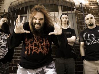 Gana dos entradas VIP para ver a Soulfly con Peavey y Guitarristas