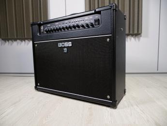 Review de Boss Katana Artist, amplificador con multiefectos integrado