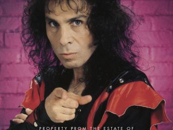 Subastan 666 objetos que pertenecieron a Ronnie James Dio