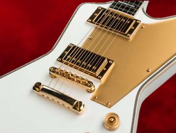 Epiphone anuncia la Lzzy Hale Explorer Outfit con acabado Alpine White