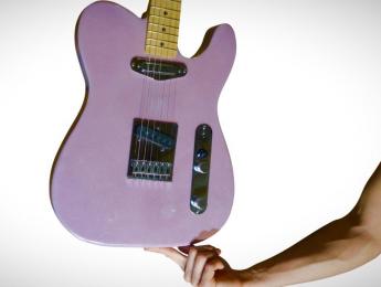 ¿Es esta Telecaster hecha de espuma de poliestireno la más ligera del mundo?