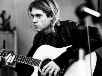 Los 5 riffs de Nirvana que todo guitarrista debe saber