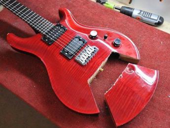 ¿Qué le has hecho a mi guitarra? Chapuzas y destrozos por "luthieres" anónimos
