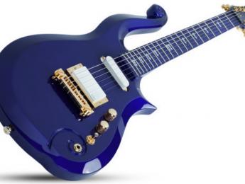 Ya puedes adquirir una réplica oficial de la famosa guitarra Cloud de Prince hecha por Schecter