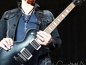 Nueva Epiphone Vivian Campbell signature basada en la Les Paul que usó en “Holy Diver”
