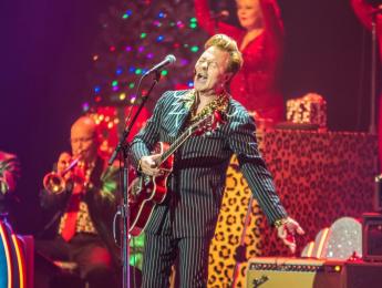 Brian Setzer cancela su tradicional gira navideña a causa de un grave caso de tinnitus