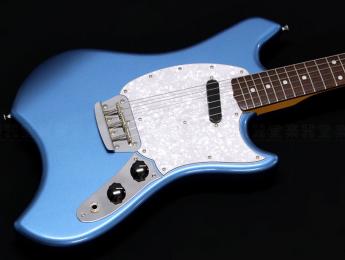 Fender Japón recupera el raro modelo Swinger medio siglo después