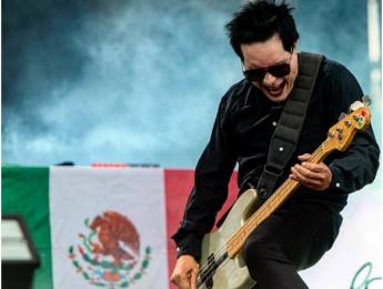 Juan Alderete, bajista de Mars Volta y Marilyn Manson, en coma por grave accidente de bicicleta