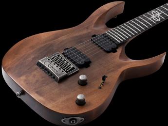 5 nuevas guitarras Solar Distressed con acabados desgastados en madera y herrajes