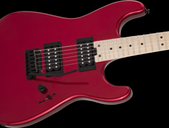 Gus G. nos enseña sus nuevas Jackson San Dimas signature USA y Pro Series